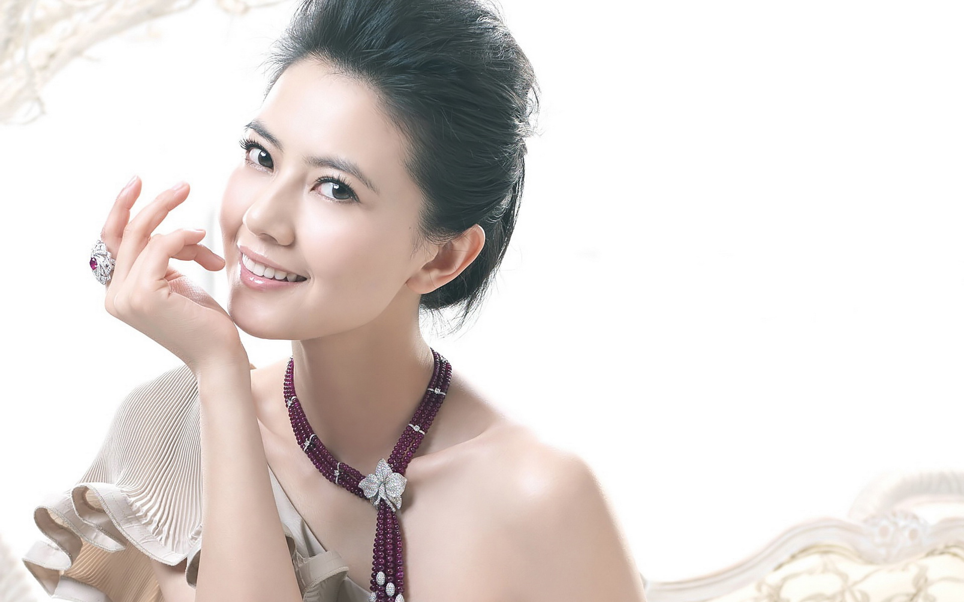 清纯女神高圆圆高清桌面壁纸